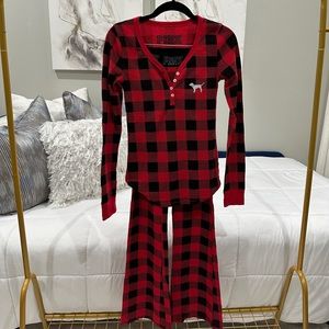 Adorable Checkered VS PJ set !